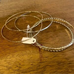 Chic Silver Bangle Bracelet Set
